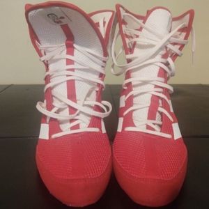 adidas Boxing hog 3 .BRAND NEW ..No box